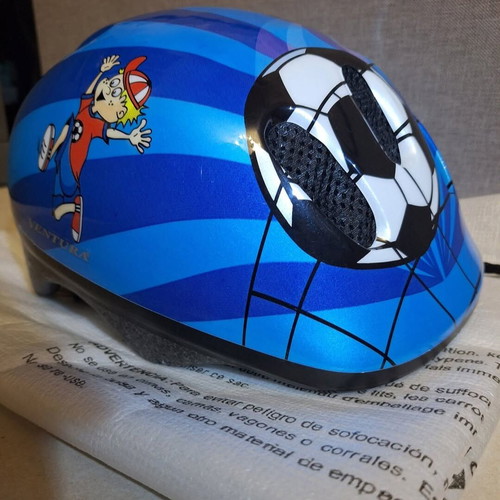Children's bicycle helmet like new size Small (52-57)