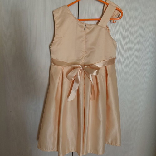 Girls' dress, size 116 cm, age 6 years