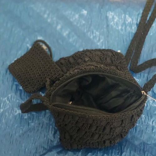 Knitted women's crossbody bag black like new with coin purse