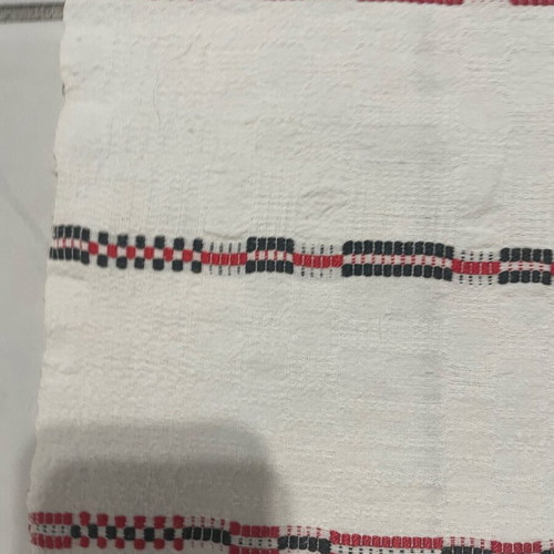 Woven towel like new