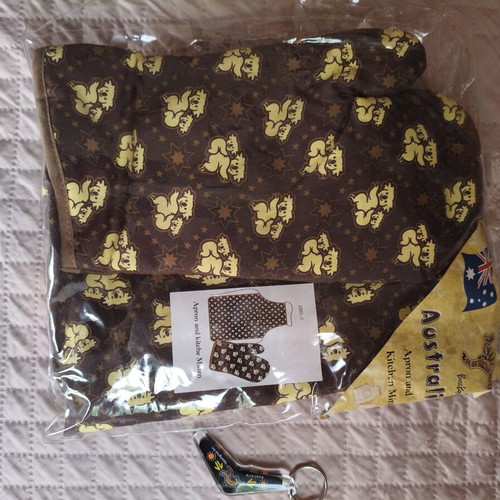 Apron and oven mitt with koala designs from Australia, new, with boomerang keychain gift