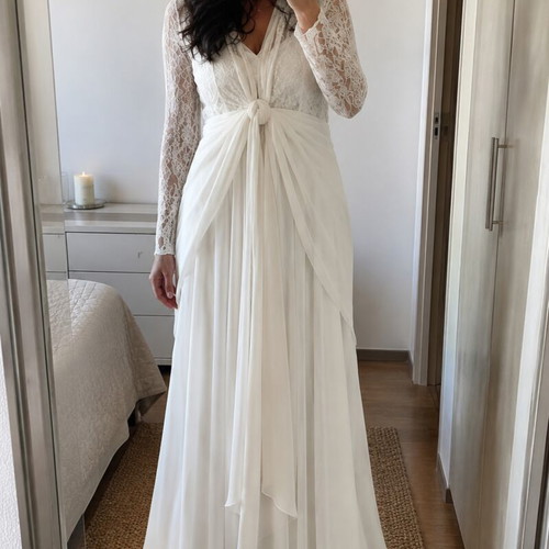 Vintage wedding dress handmade, size M-L, like new, white
