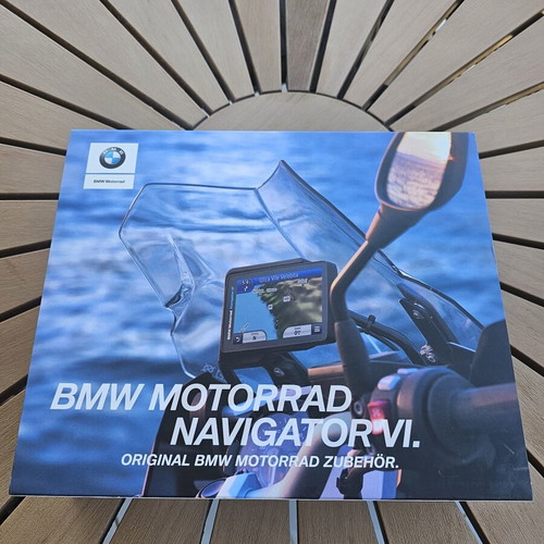 BMW Motorrad Navigator VI GPS, like new, 5 inch