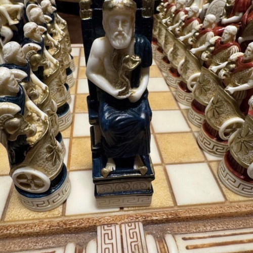 Alabaster chess set Dikas like new with hand-painted pieces