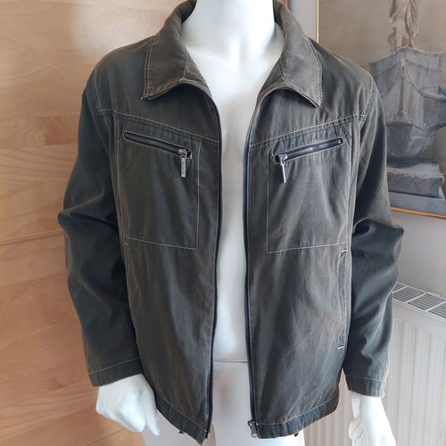 Milestone men's lightweight jacket like new, brown medium