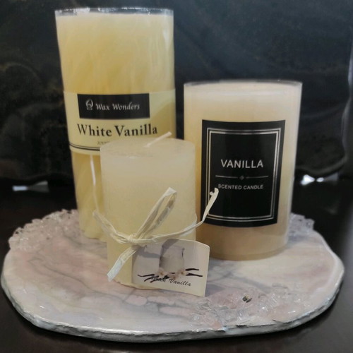 Jewelry and candle base with epoxy resin and rose quartz made to order