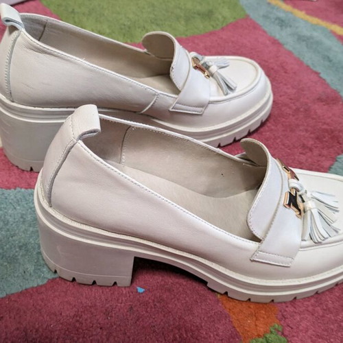 Gianna Kazakou leather loafers used, beige, size 38