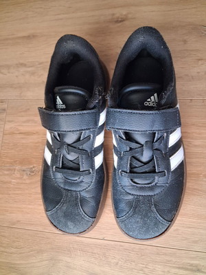 Adidas VL Court 3.0 EL K sneakers size 35 used, black with gum sole