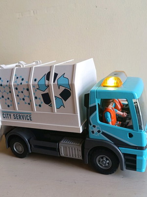 Playmobil City Services like new with working beacon and batteries