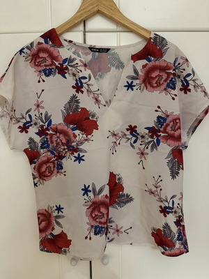 Shein Short Sleeve Blouse like new, multicolor, size S