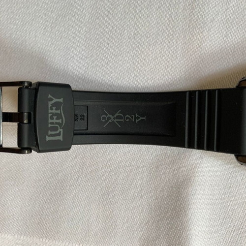 Seiko 5 x One Piece Luffy Limited Edition SRPH65K1F like new