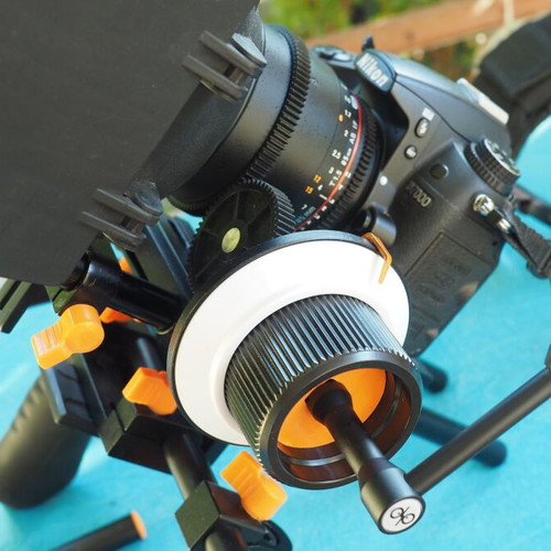 Aputure rig like new with follow-focus and shoulder support for DSLR-mirrorless