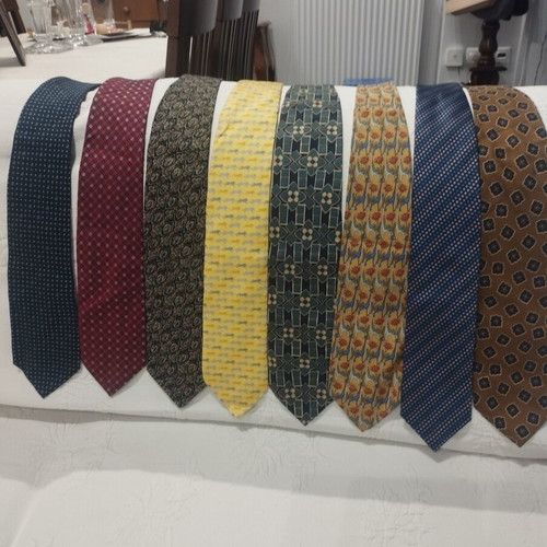 Branded men's ties pack of 8 used, 100% silk