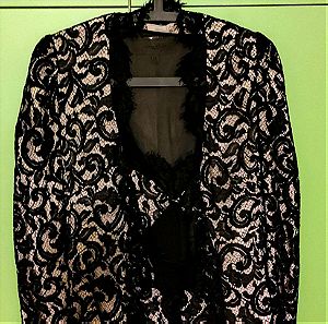 Karen Millen. Αριστοκρατικό σακάκι με μπλούζα Karen Millen.