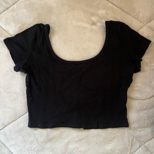 Bershka black t-shirt like new, size S