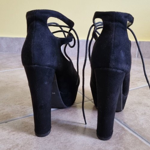 Migato suede ankle boots size 38, black