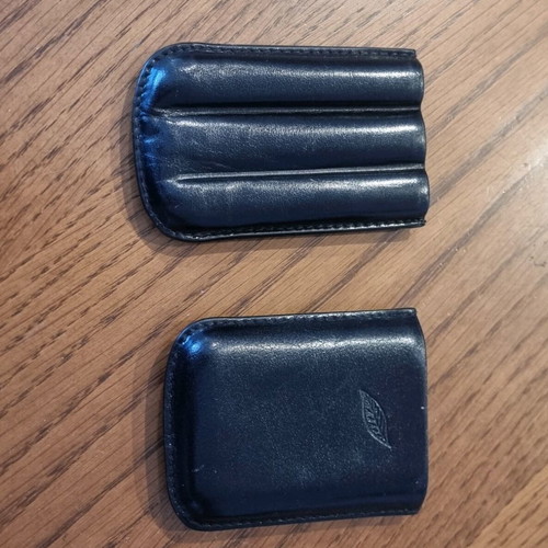 Leather cigar case for 3 cigars like new, adjustable length, black