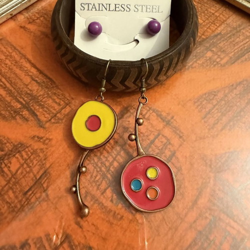 Handmade bracelet and earrings set