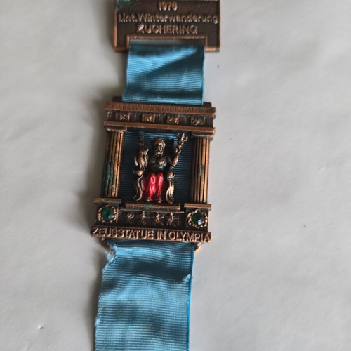 Vintage German Wandertag medal collection like new, 18 pieces