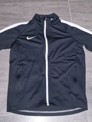 Nike Black Kids Jacket like new, size L
