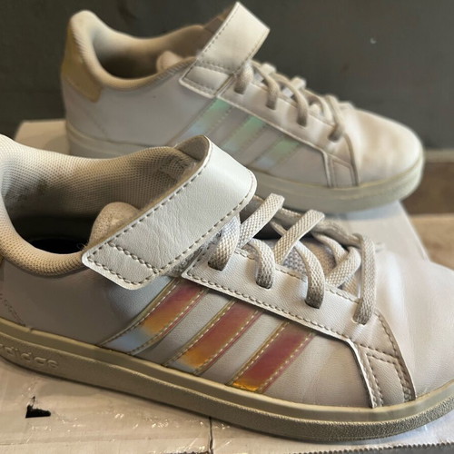 Adidas Grand Court 2.0 ν.33 σαν καινούργιο, λευκό με ροζ ιριδίζον