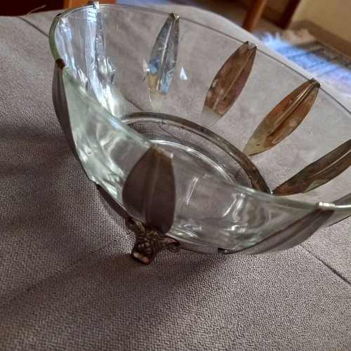 Vintage glass bowl with metal leaves and feet like new