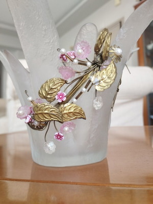 Handmade Murano Art Glass Lotus Vase, like new, 20cm opening