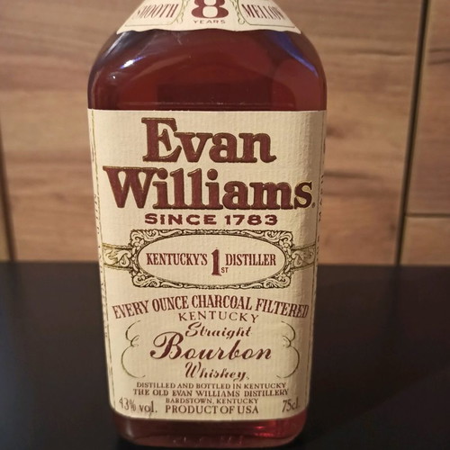 Evan Williams Whiskey 8 Year Old new