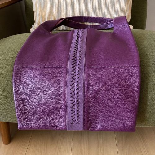 Park House shoulder bag like new, burgundy color
