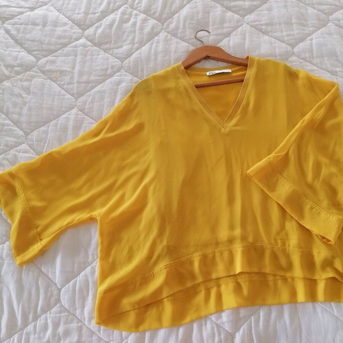 Zara blouse like new, yellow with transparent sleeves, size L