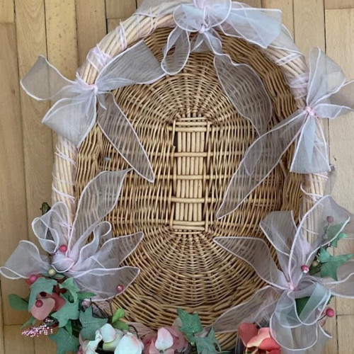 Handmade wicker baskets set of 2, like new, wedding and baptism