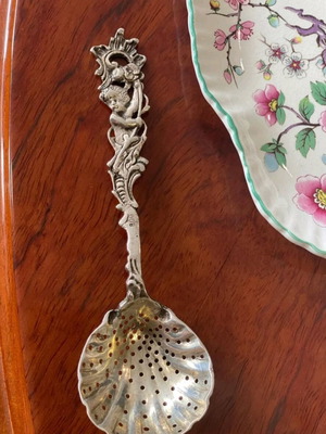 Silver 800 antique sugar sieve spoon like new