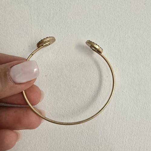 Parfois adjustable bracelet and earrings set like new, black and gold