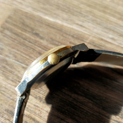 Mechanical wristwatch
