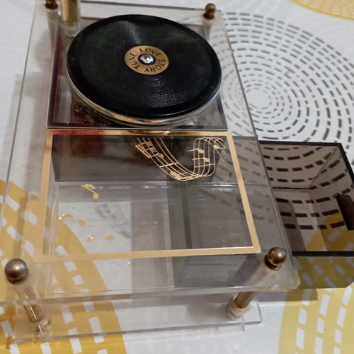 Vintage decorative music box jewelry holder with gramophone