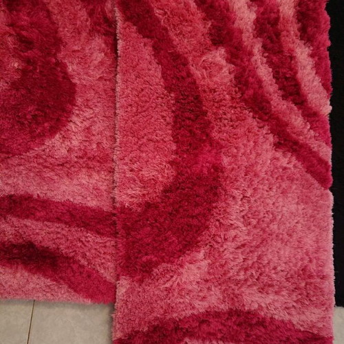 Room rugs like new, pack of 3 pink pieces