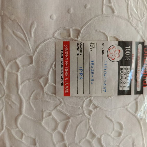 Handmade table linens pack of 4, new