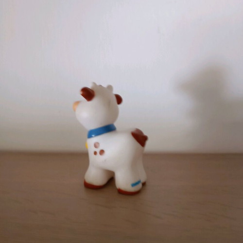 Plastic cow toy like new