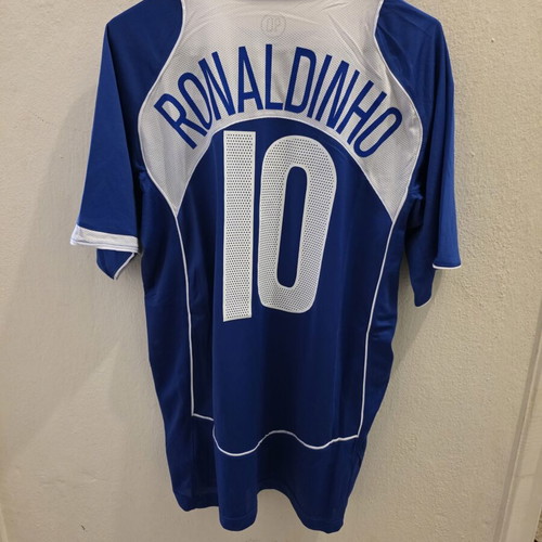 Ronaldinho Brazil Jersey new, size XL narrow fit