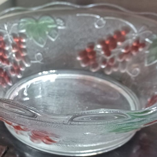 Antique fruit bowl like new