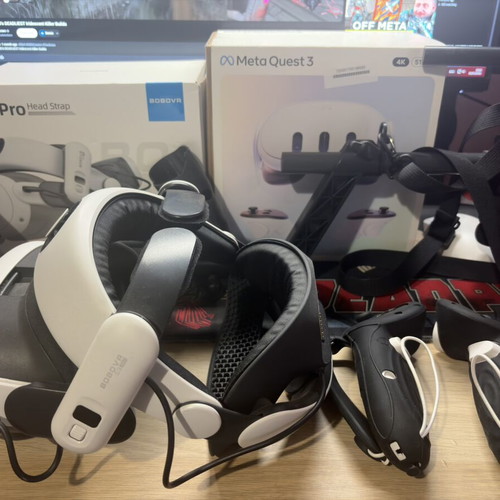 Meta Quest 3 VR headset 512 GB like new with S3 Pro Headstrap and accessories