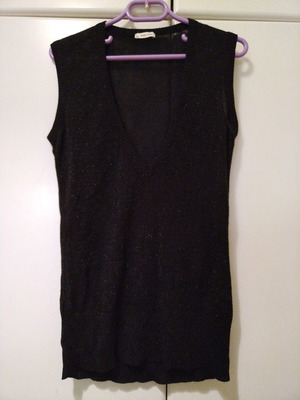 More & More thin sleeveless pullover with silver thread like new, small