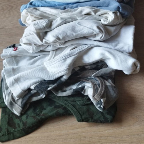 Men's T-shirts pack of 10 size S used, cotton, brands Zara H&M XYDE Roly