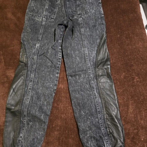 Alice and Olivia jeans like new, size S, black