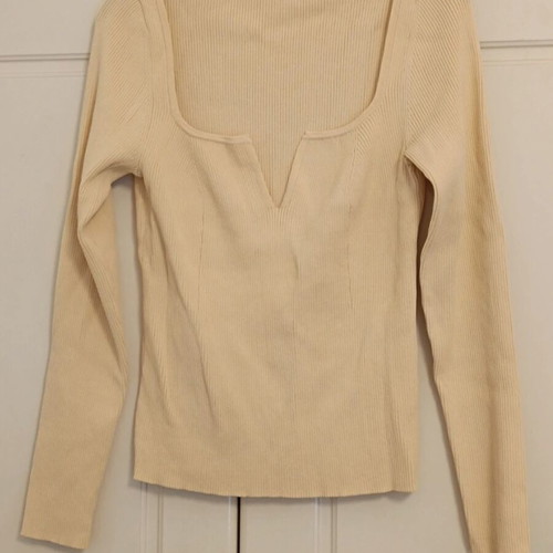 Beige ribbed top blouse with neckline cutout new, size L