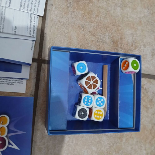 Color Yam board game like new with rare dice