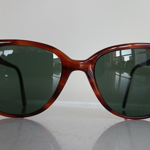 Ray-Ban Celebrities sunglasses like new, vintage brown Bausch & Lomb