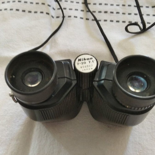 Nikon binoculars like new