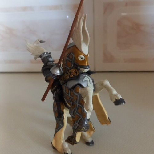 PAPO horse and knight swan figure like new