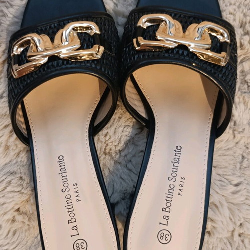 Mule La Bottine Souriante new, black with wicker design and low heel